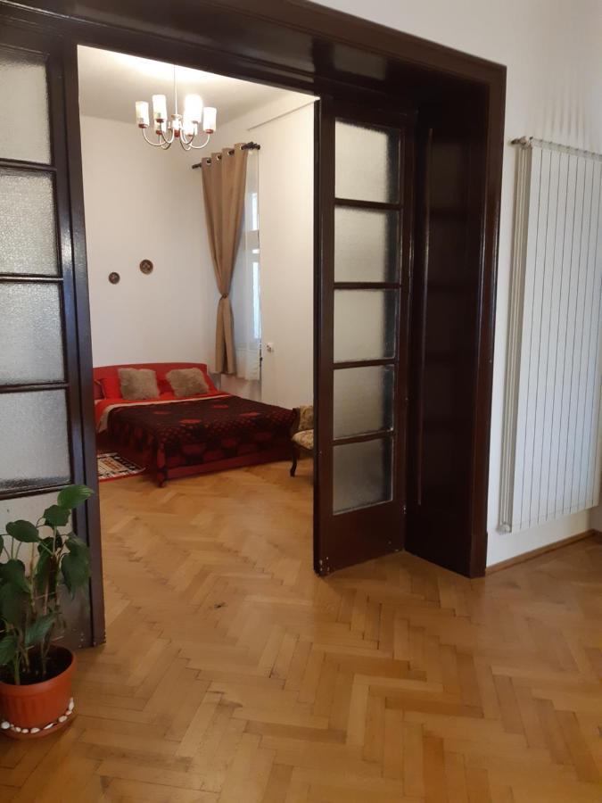 Apartament Piata Sfatului Брашов Екстериор снимка