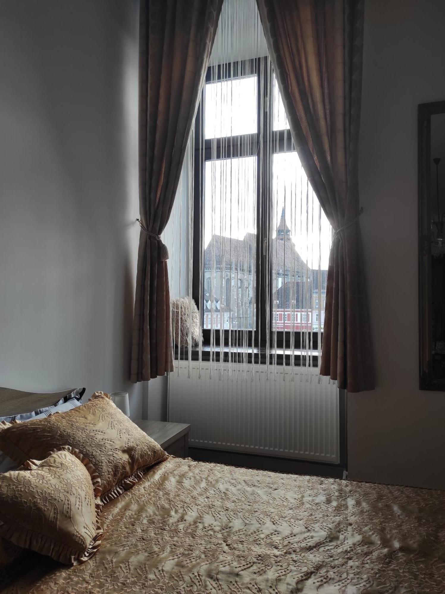 Apartament Piata Sfatului Брашов Екстериор снимка