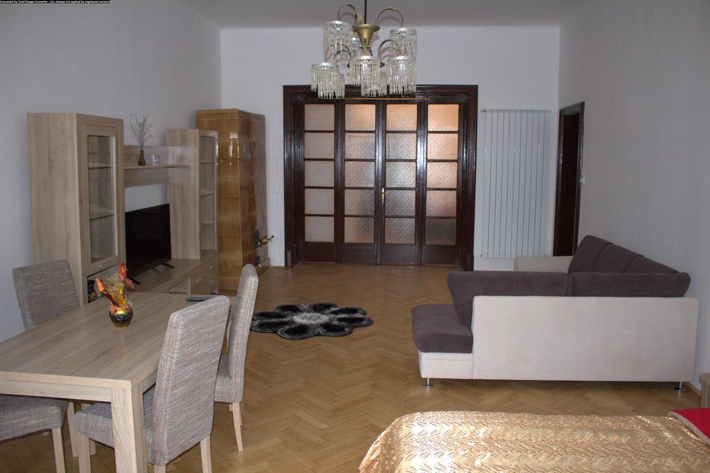 Apartament Piata Sfatului Брашов Екстериор снимка