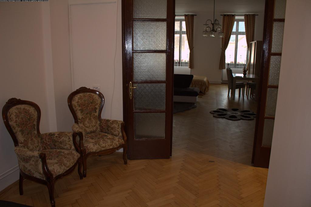 Apartament Piata Sfatului Брашов Екстериор снимка