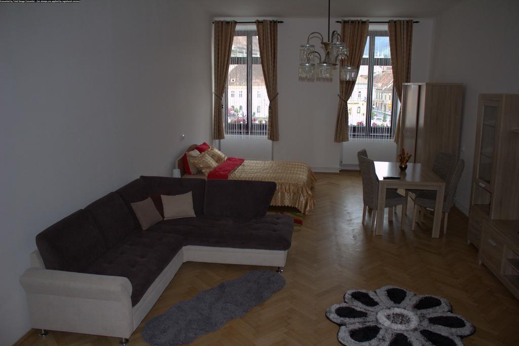 Apartament Piata Sfatului Брашов Екстериор снимка