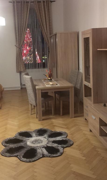 Apartament Piata Sfatului Брашов Екстериор снимка